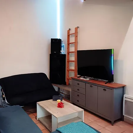 Studio Pres De La